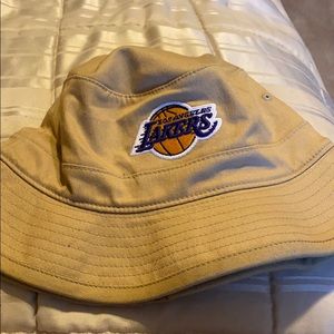 Mitchell and Ness Los Angeles Lakers bucket hat